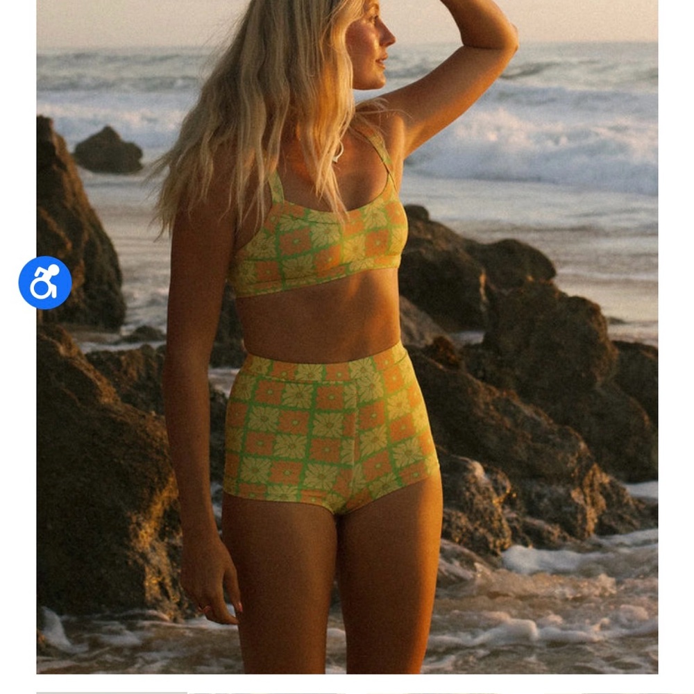 Dippin’ Daisys Funky Daisy swim suit